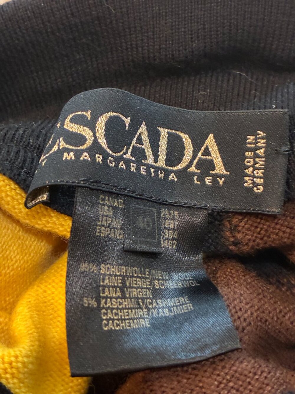 Escada Knit Skirt - Picture 4 of 4